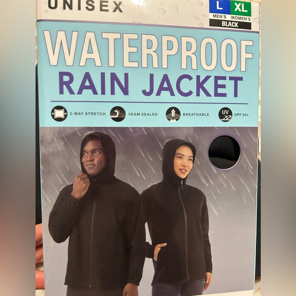32 Degrees unisex waterproof rain jacket black sizeL/XL NWT
